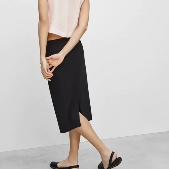 Babaton Dresses & Skirts - Aritzia Babaton Black Pencil Skirt